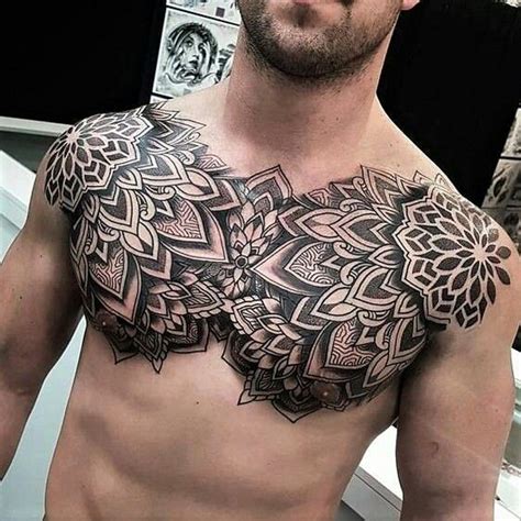 diseños tatuajes pecho hombre|68 Tatuajes en el pecho: Galería de diseños